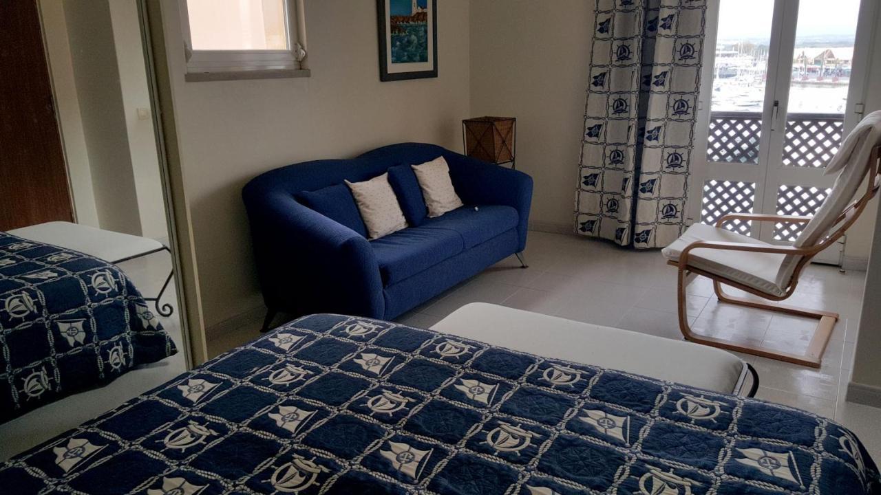 Marina Apartment กัวเตย์รา ภายนอก รูปภาพ