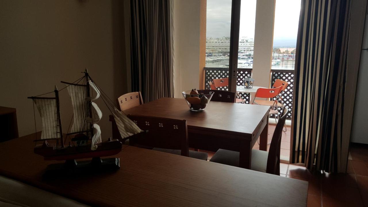 Marina Apartment กัวเตย์รา ภายนอก รูปภาพ