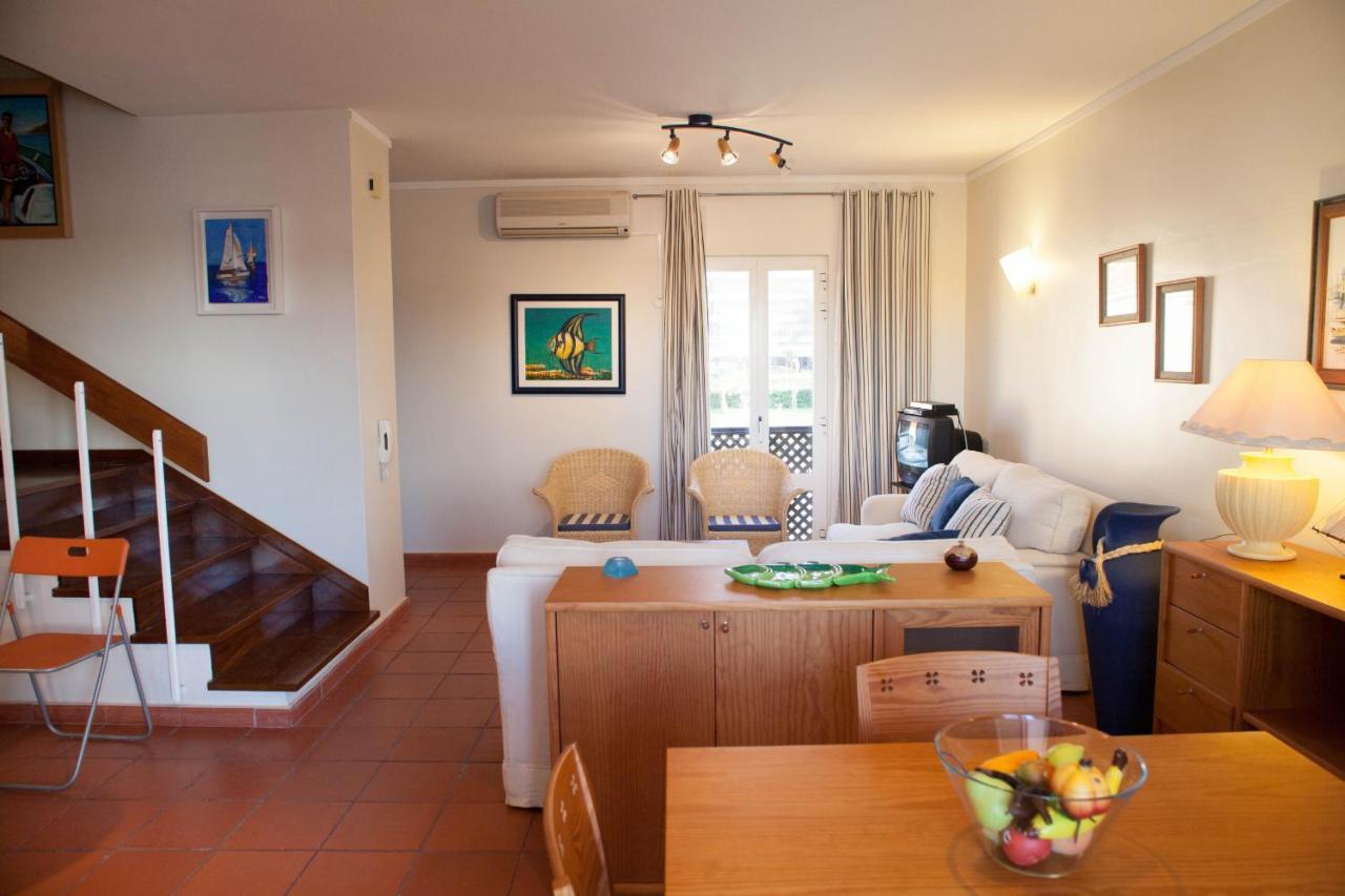 Marina Apartment กัวเตย์รา ภายนอก รูปภาพ